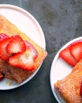 Клубничный чизкейк в лаваше с творогом