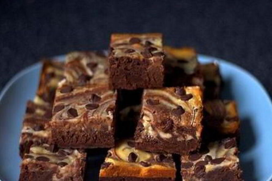 Рецепт мини-чизкейков с шоколадными чипсами