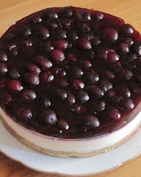 Творожный чизкейк с вишней без выпечки