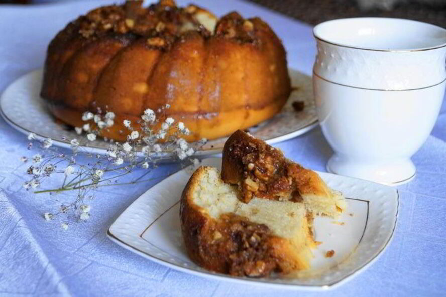 Рецепт кекса с имбирем и ореховым топпингом