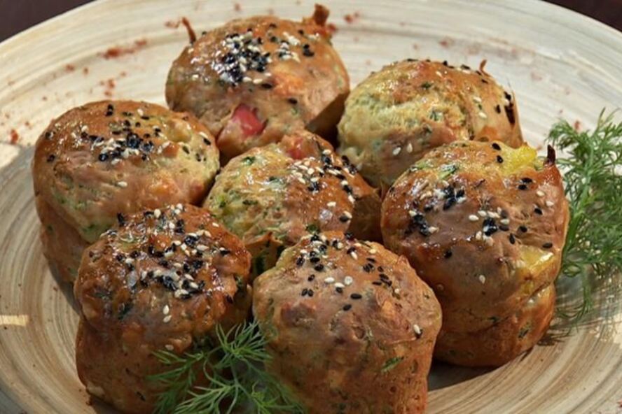 Рецепт закусочных кексов из огурцов