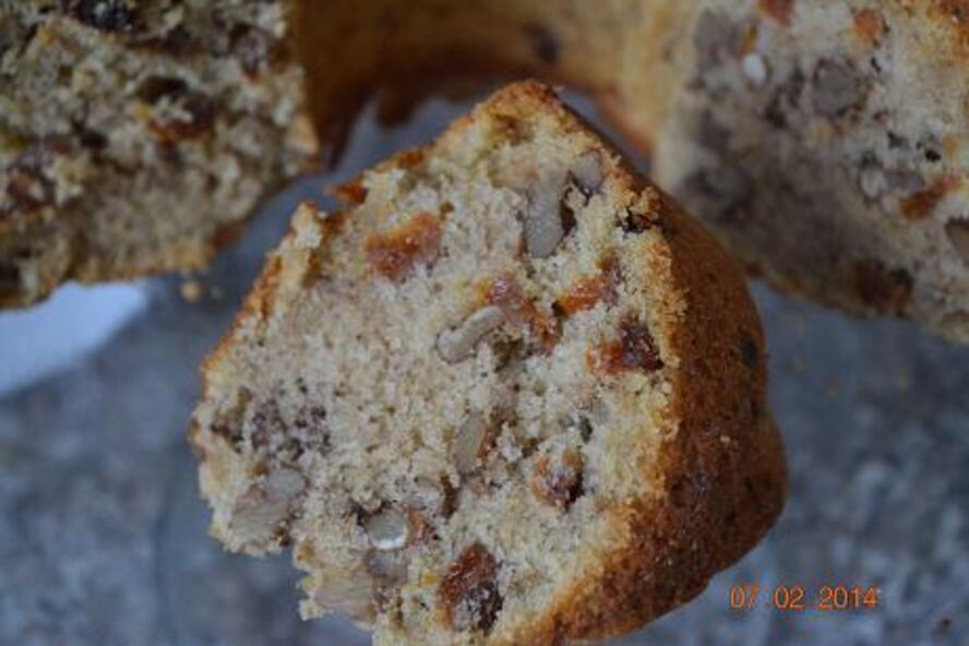 Рецепт зимнего кекса с орехами и сухофруктами