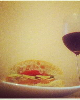 Чиабатта с семгой и овощами