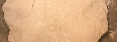 хлеб на ночной опаре с карамелизированным луком. Шаг 2