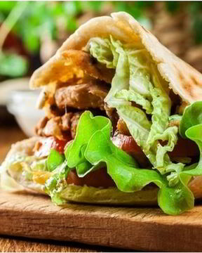 Хлеб питта с куриными котлетами