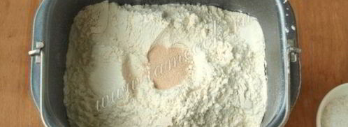 хлеб с паприкой и луком в хлебопечке. Шаг 6