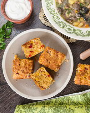 Кукурузный хлеб с сыром