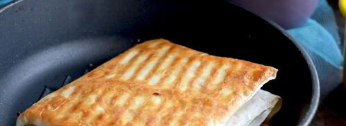 копченые куриные окорочка в лаваше. Шаг 8