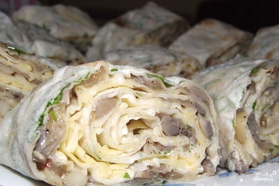 Рецепт лаваша с грибами и сыром