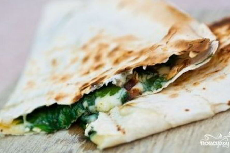 Рецепт лаваша со шпинатом и сыром