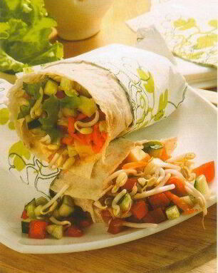 Лаваш со свежими овощами