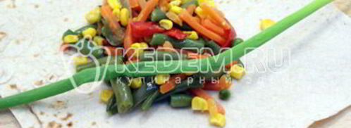 овощи в лаваше. Шаг 5