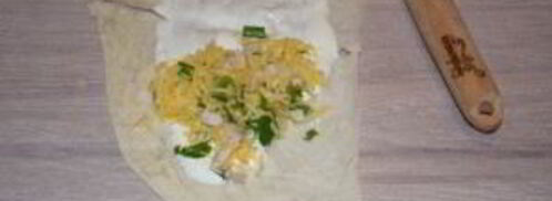 рулетики из лаваша с сыром. Шаг 4