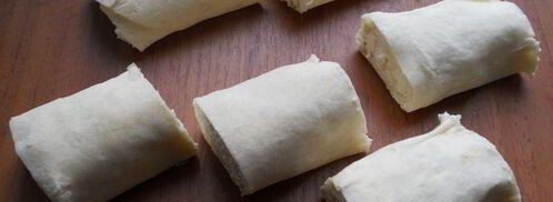 рулетики из лаваша с творогом жареные на сковороде. Шаг 4