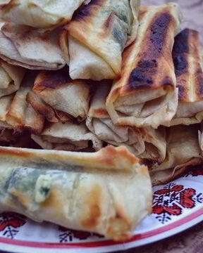 Сулугуни в лаваше на сковороде