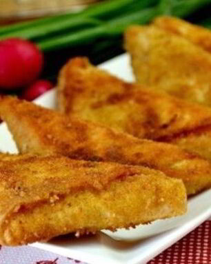 Треугольники из лаваша с сыром