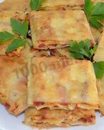 Жареный лаваш с начинкой на сковороде