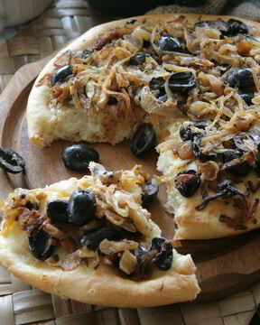 Фокачча с оливками