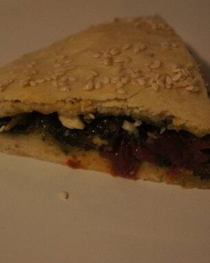 Фокачча с вялеными помидорами, козьим сыром