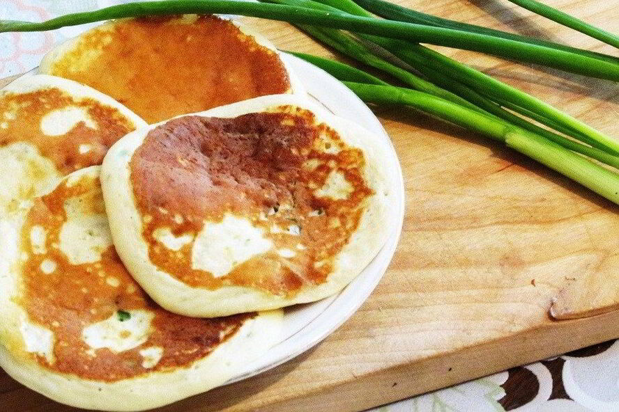 Рецепт лепешек на кефире с зеленью