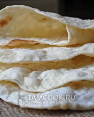 Лепешки на воде и муке в духовке