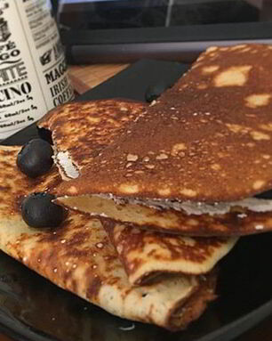 Лепешки с рикоттой и голубикой