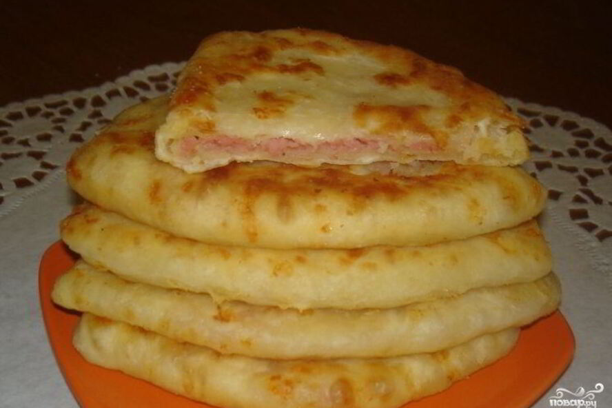 Рецепт лепешек с ветчиной и сыром