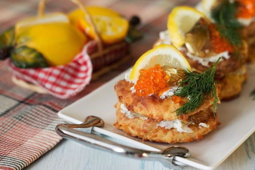 Рецепт лепешек тминных с копченной скумбрией