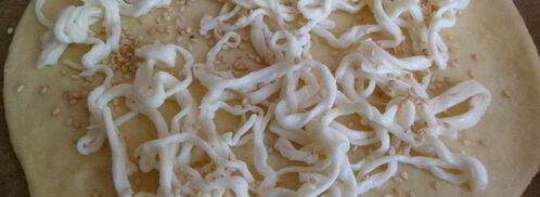 манаиш-лепешки с сыром и кунжутом, заатаром. Шаг 8