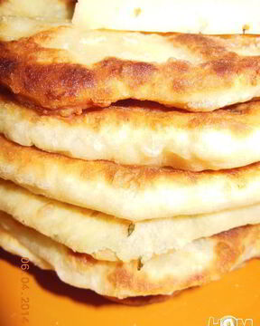 Очень сырные лепешки