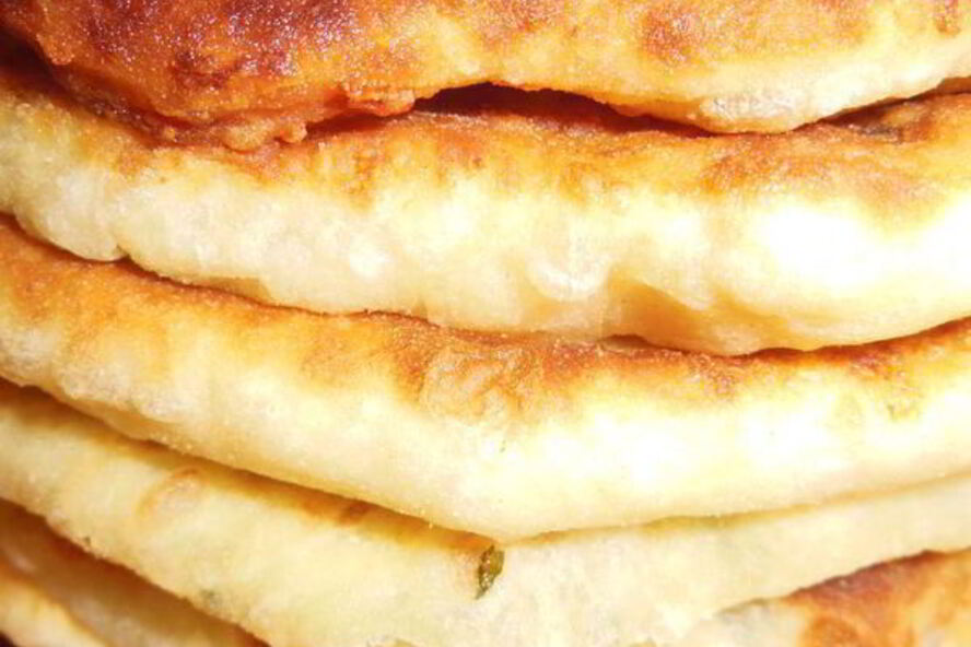 Рецепт очень сырных лепешек