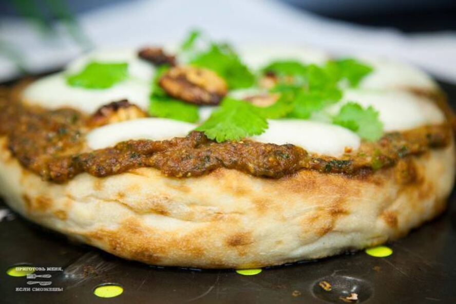 Рецепт пряной лепешки с сыром