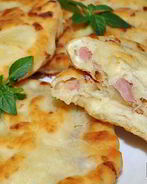 Сырные лепешки, быстрые и вкусные