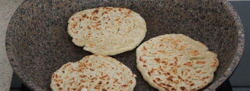 сырные лепешки на молоке на сковороде. Шаг 12