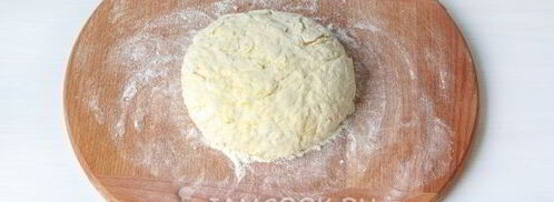 сырные лепешки с начинкой. Шаг 10