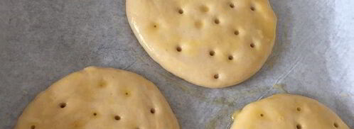 вкуснейшие сметанные лепешки. Шаг 10