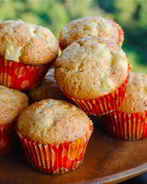 Имбирные маффины с яблоками