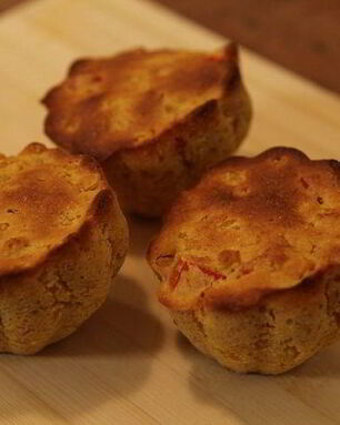 Маффины с кукурузой и красным перцем