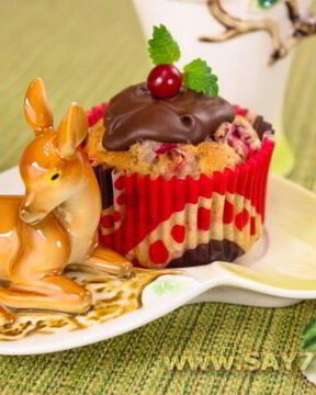 Маффины с ягодой