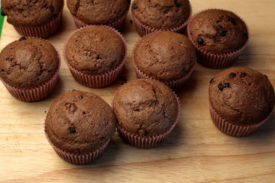 Рецепт шоколадных маффинов с бананом