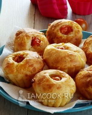 Сырные маффины с черри