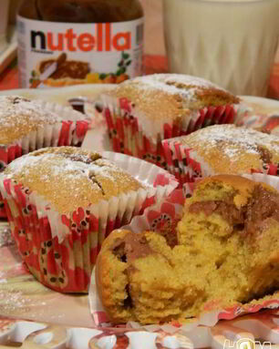 Тыквенные маффины с нутеллой и сыром