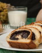 Маковый дрожжевой рулет