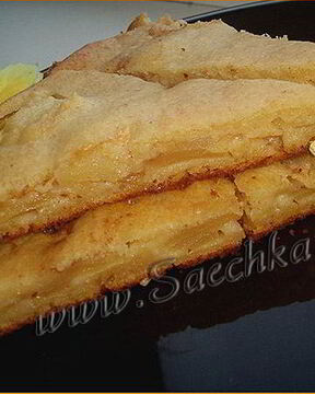 Манник с яблоками