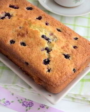 Манник с ягодами