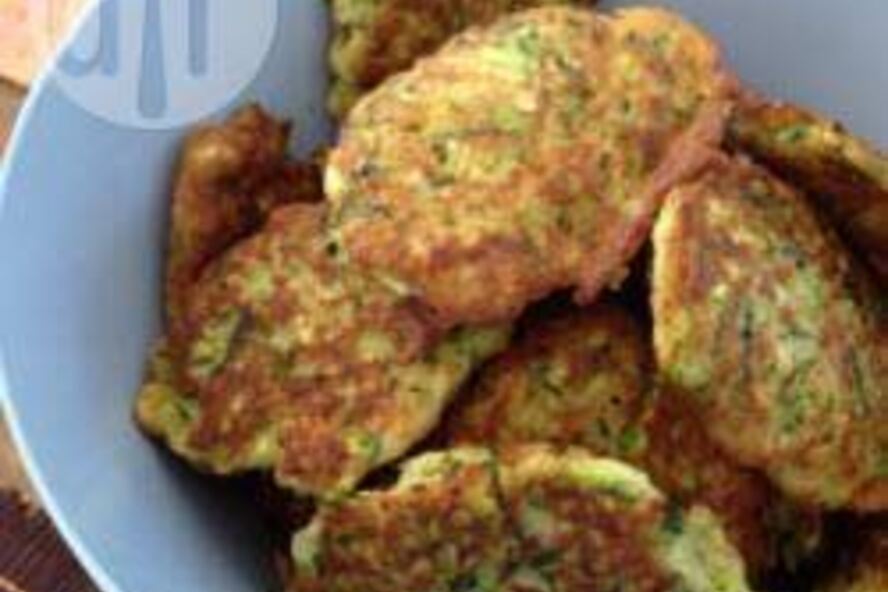 Рецепт быстрых оладий из кабачков