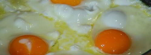 оладушки из цукини с яйцами и карамелизированным луком. Шаг 5