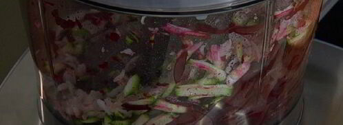 оладьи из цукини, свеклы и феты. Шаг 2