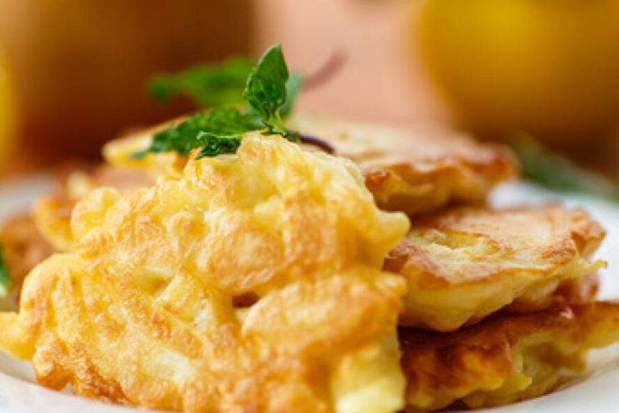 Рецепт оладий с айвой