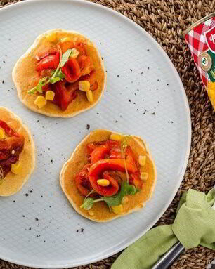 Оладьи с кукурузой и запеченным перцем